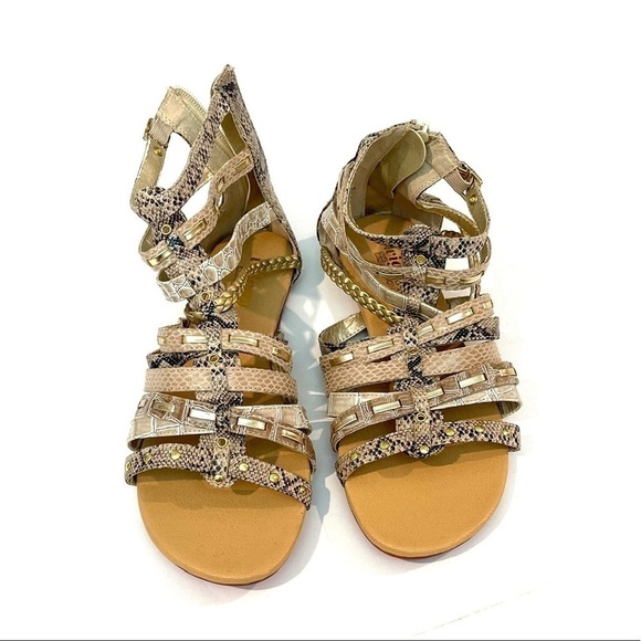 Textured gold gladiator sandals - Picture 1 of 7